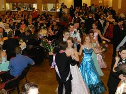SLAVNOSTNÍ VĚNEČEK MALÝCH TANEČNÍCH KURZŮ - HRÁDEK 2014