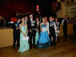 SLAVNOSTNÍ VĚNEČEK MALÝCH TANEČNÍCH KURZŮ - HRÁDEK 2014