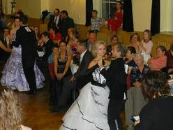 SLAVNOSTNÍ VĚNEČEK - 28. listopadu 2015